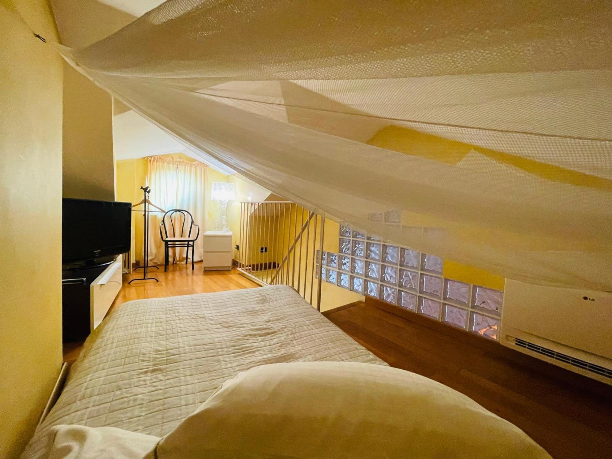 Casa Caroli, Charme E Comfort Nel Cuore Di Alba Exteriér fotografie