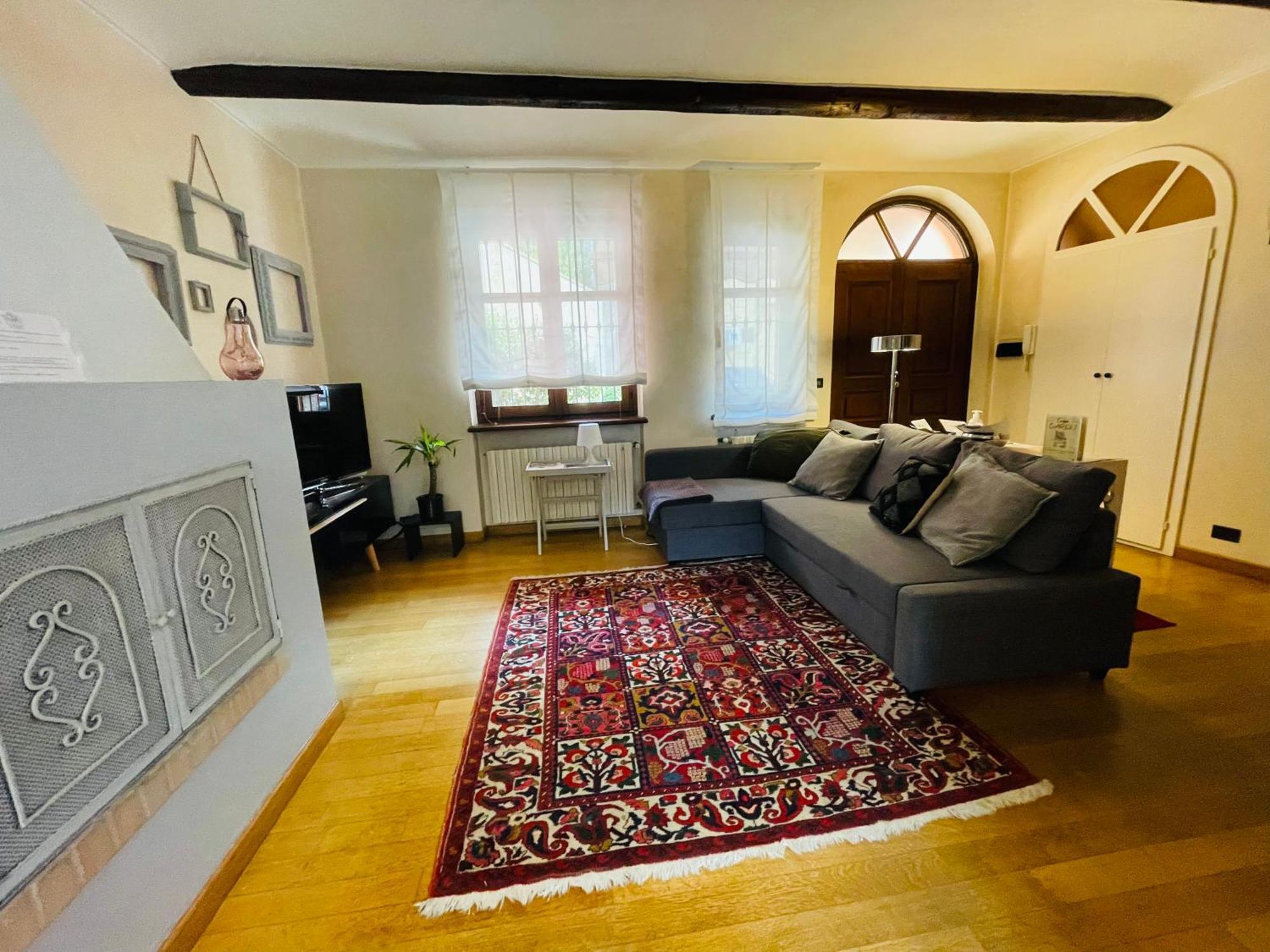 Casa Caroli, Charme E Comfort Nel Cuore Di Alba Exteriér fotografie