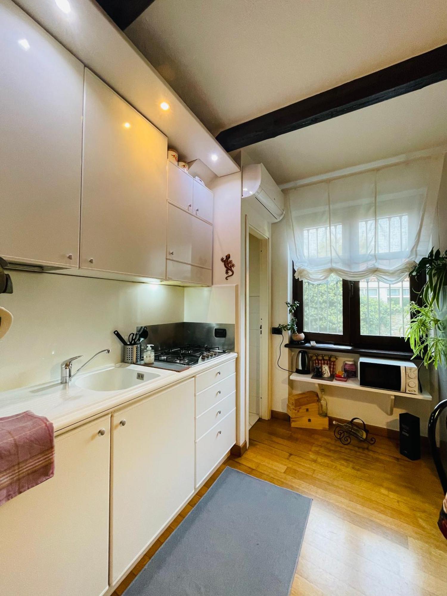 Casa Caroli, Charme E Comfort Nel Cuore Di Alba Exteriér fotografie
